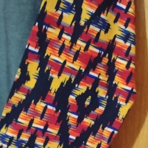 Lularoe Randy - Picture 2 of 2